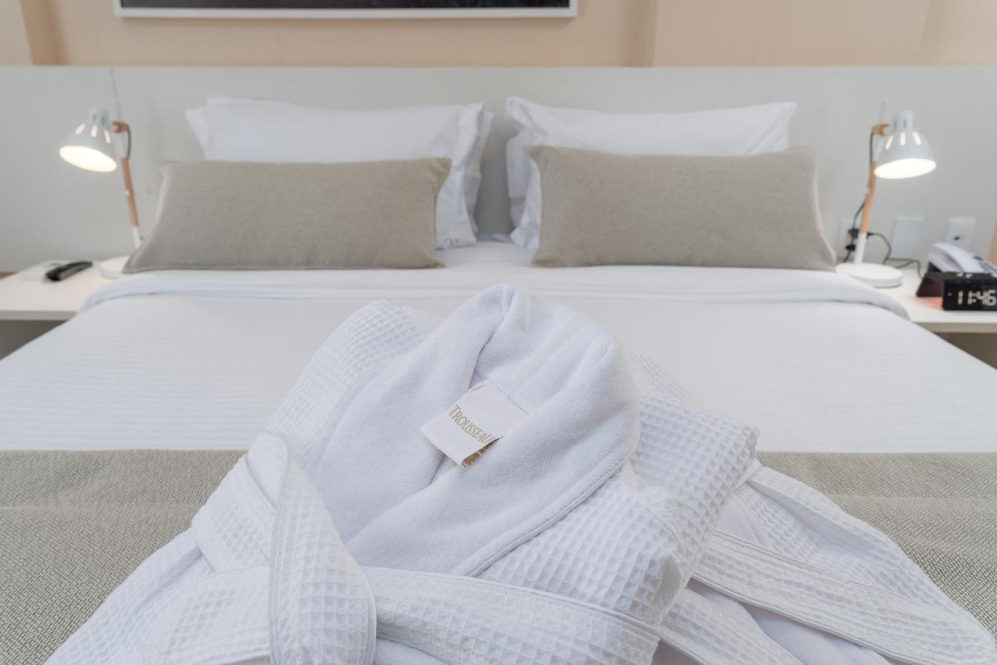 Hotel Brisa Suites Pajucara Maceió Exteriör bild